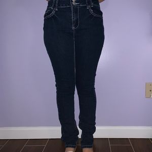DARK BLUE JEANS